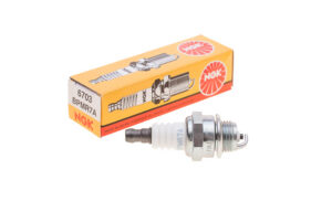 Süüteküünal NGK BPMR7A takisti tüüpi