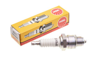 Süüteküünal NGK BP6HS